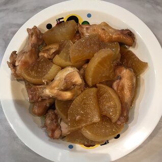 下味付けて簡単節約おかず！鶏手羽元肉の甘辛煮